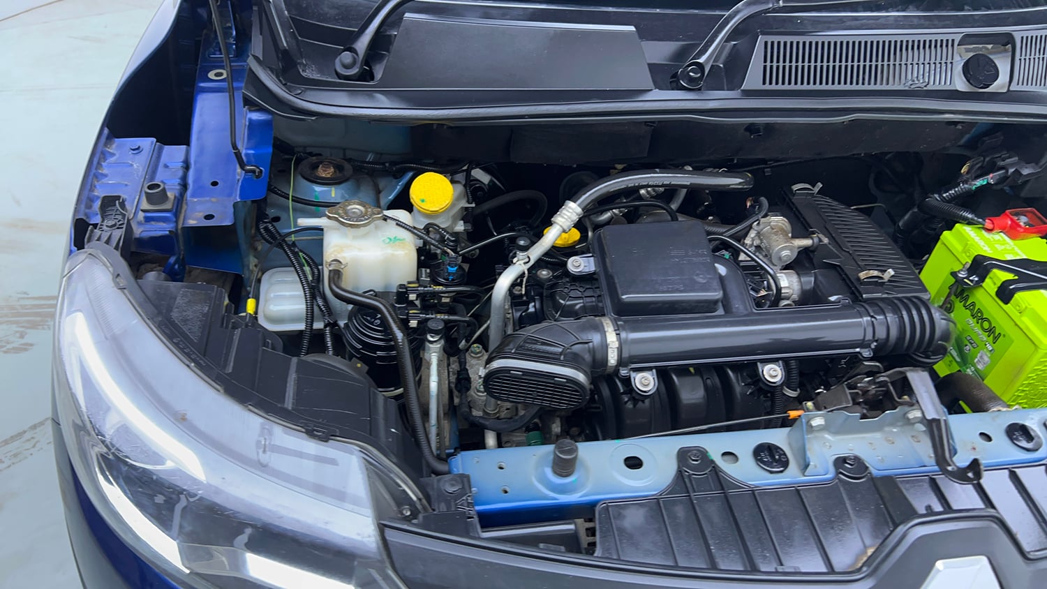 Used 2021 Renault Triber RXT Petrol Manual engine ENGINE RIGHT SIDE VIEW