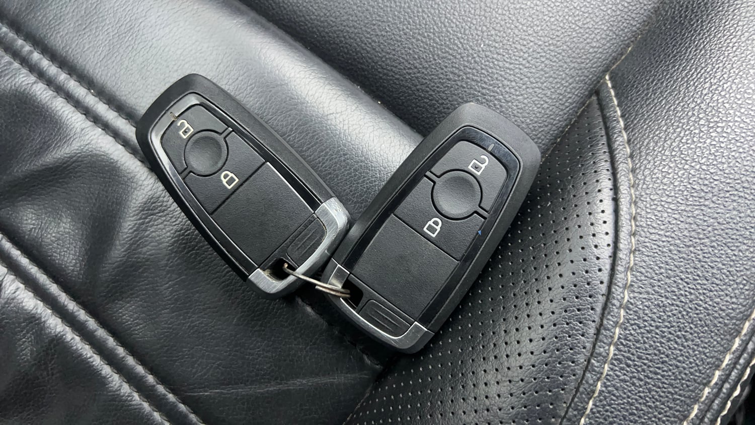 Used 2019 Ford EcoSport Titanium + 1.5L Ti-VCT AT Petrol Automatic extra CAR KEY VIEW