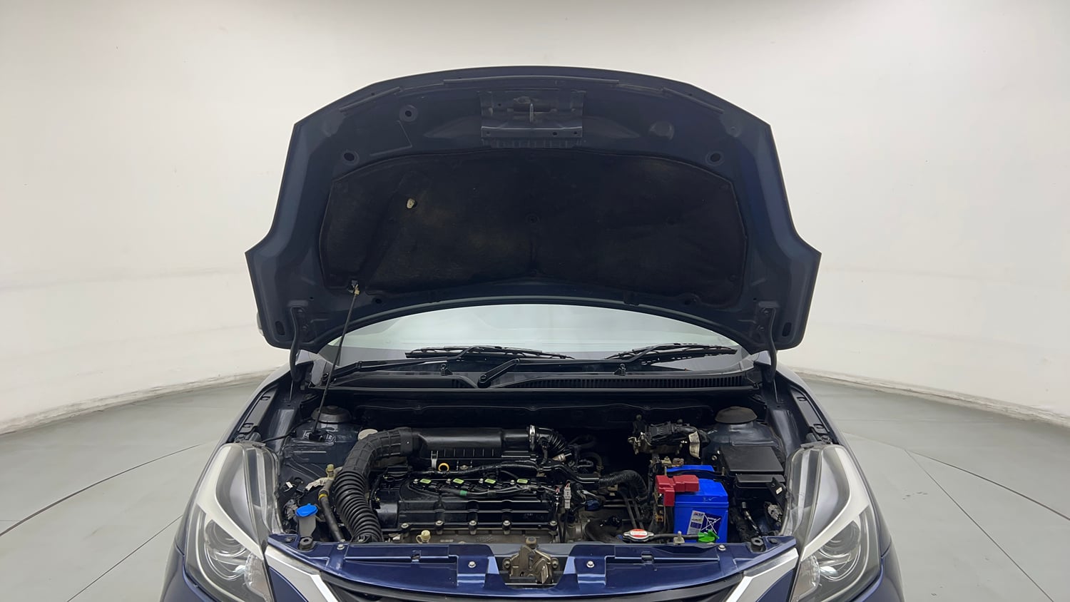 Used 2021 Maruti Suzuki Baleno Zeta Petrol Manual engine ENGINE & BONNET OPEN FRONT VIEW