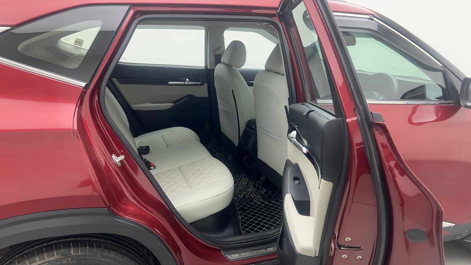 Used 2022 kia Seltos HTX 1.5 IVT Petrol Automatic interior RIGHT SIDE REAR DOOR CABIN VIEW