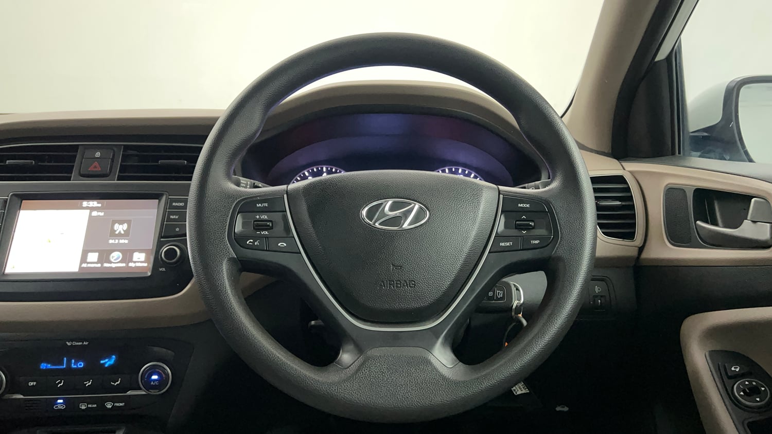 Used 2018 Hyundai Elite i20 Asta 1.2 Petrol Manual interior STEERING VIEW