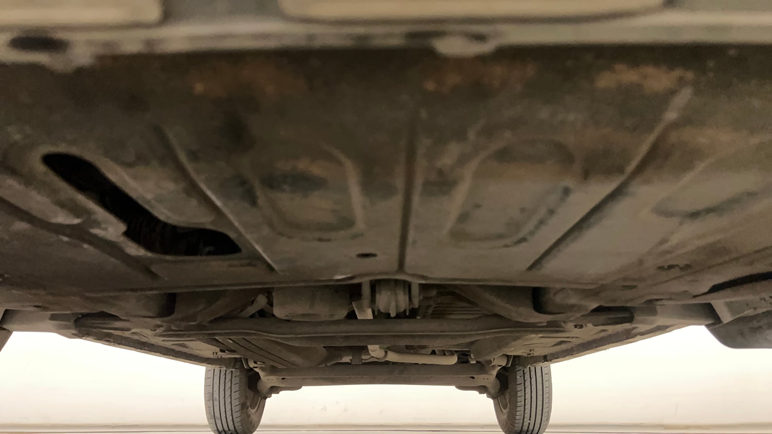 Used 2016 Renault Duster 85 PS RXZ 4X2 MT Diesel Manual extra FRONT LEFT UNDERBODY VIEW