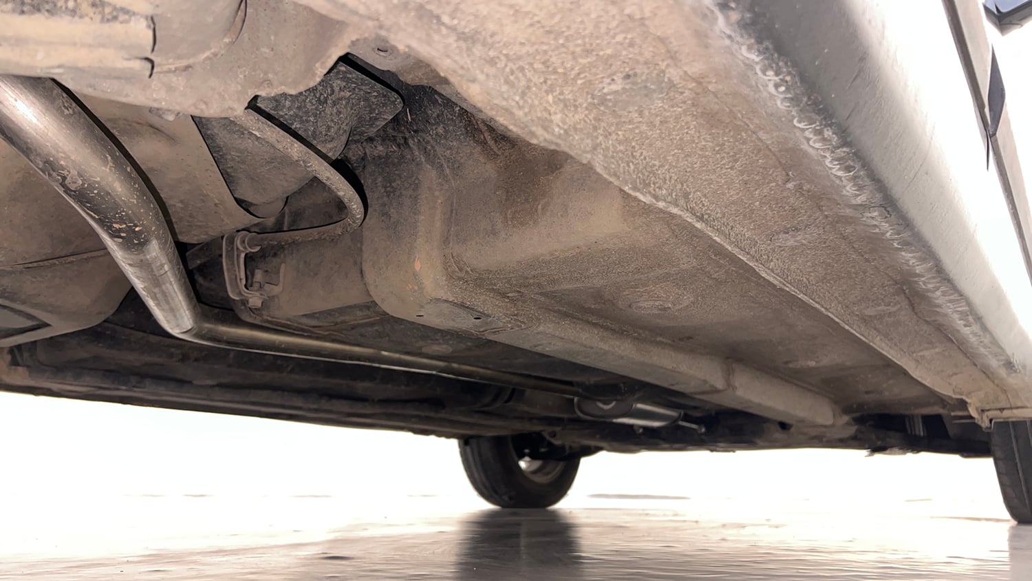 Used 2015 Hyundai Grand i10 Asta AT 1.2 Kappa VTVT Petrol Automatic extra REAR RIGHT UNDERBODY VIEW