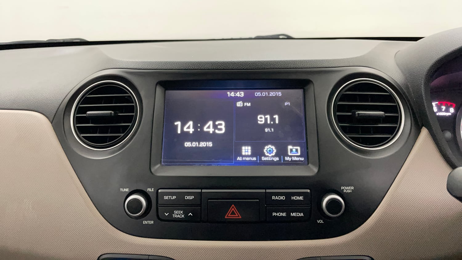 Used 2019 Hyundai Grand i10 Sportz AT 1.2 Kappa VTVT Petrol Automatic top_features Integrated (in-dash) music system
