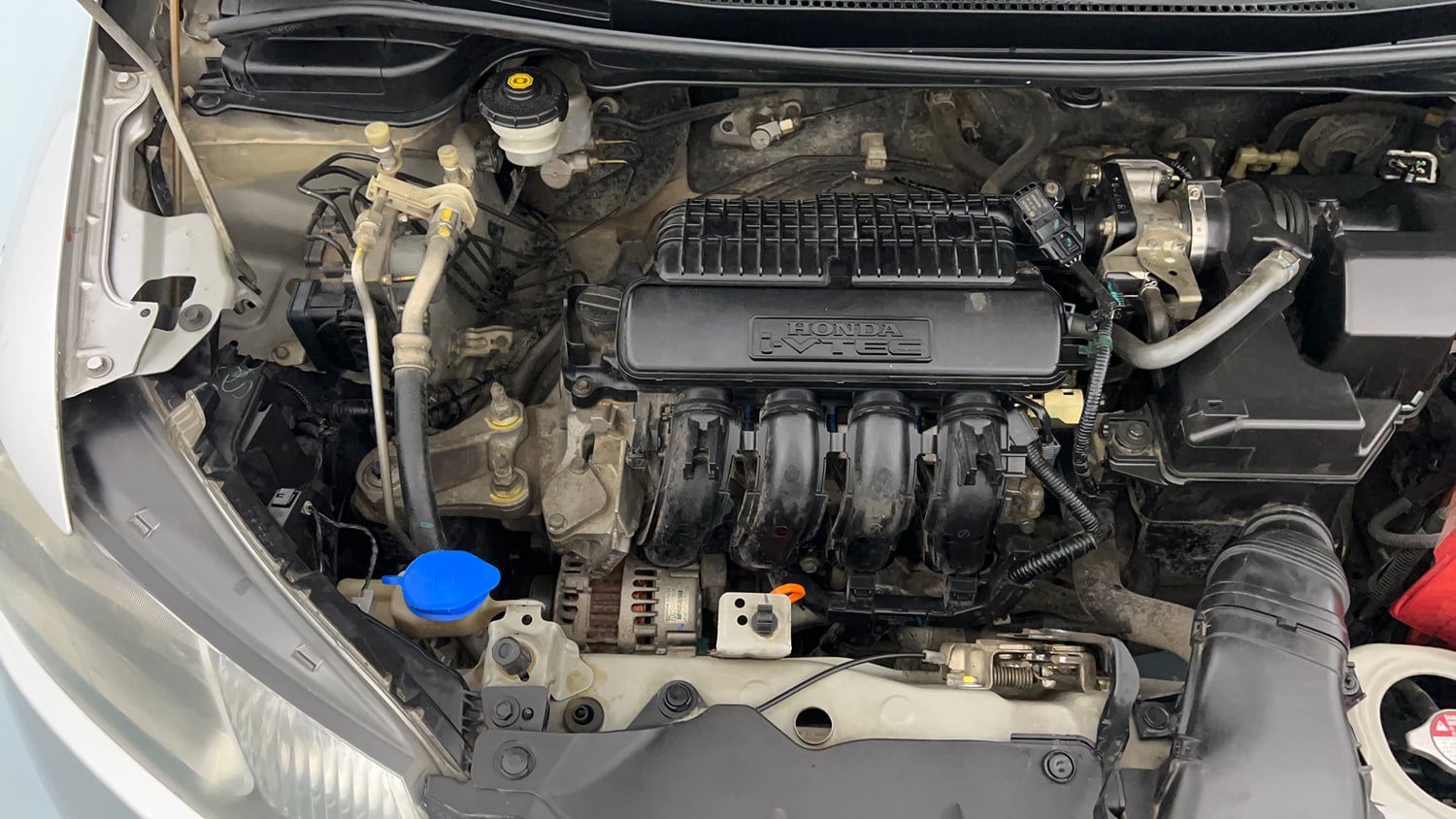 Used 2016 Honda Jazz V Petrol Petrol Manual engine ENGINE RIGHT SIDE VIEW