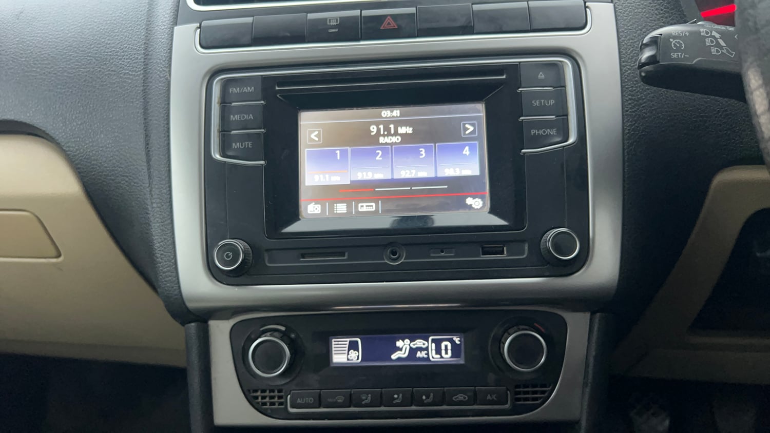 Used 2016 Volkswagen Ameo Highline1.2L (P) Petrol Manual interior MUSIC SYSTEM & AC CONTROL VIEW