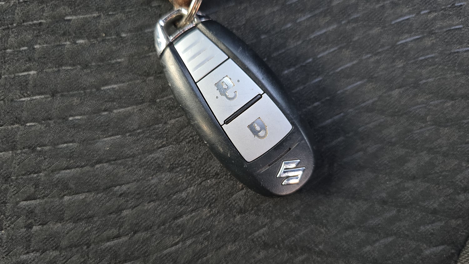 Used 2016 Maruti Suzuki S-Cross Zeta 1.3 Diesel Manual extra CAR KEY VIEW