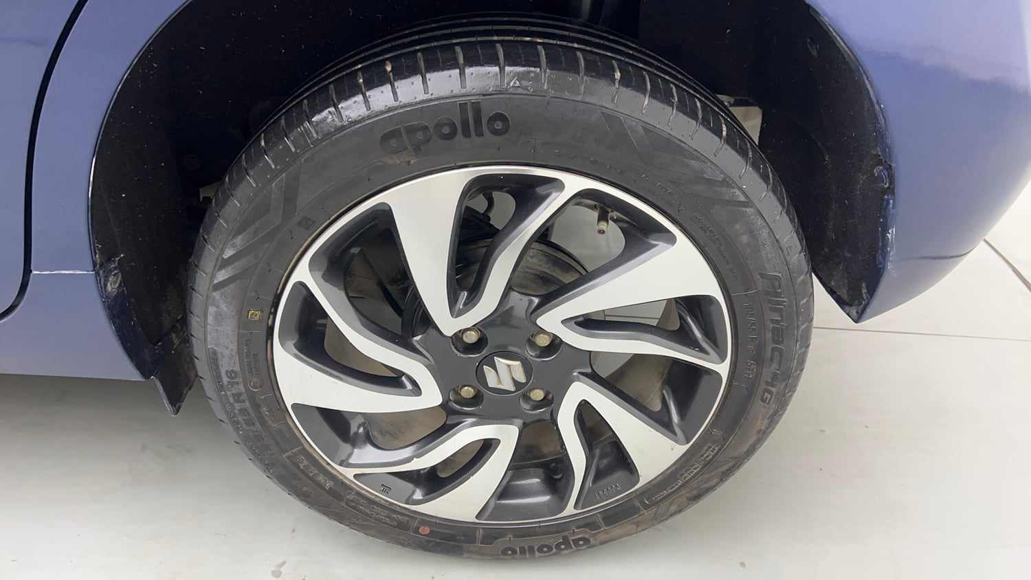 Used 2021 Maruti Suzuki Baleno Zeta Petrol Manual tyres LEFT REAR TYRE RIM VIEW