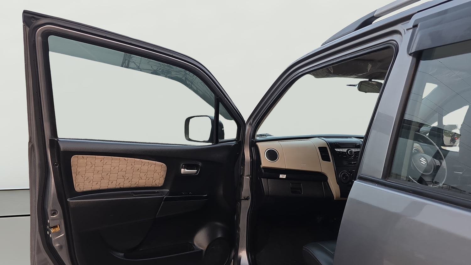 Used 2017 Maruti Suzuki Wagon R 1.0 VXI AMT Petrol Automatic interior LEFT FRONT DOOR OPEN VIEW