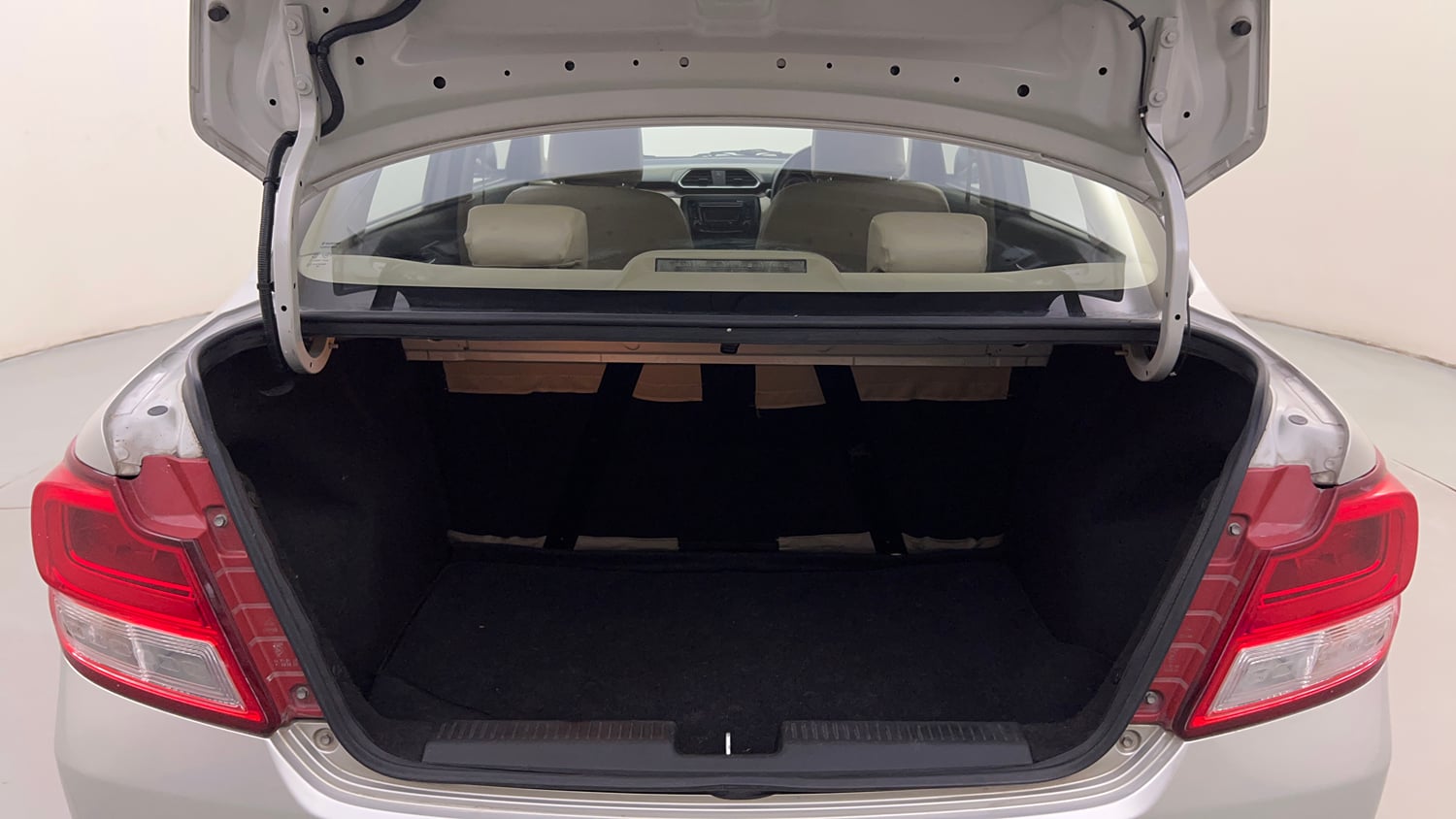 Used 2017 Maruti Suzuki Dzire VDi AMT Diesel Automatic interior DICKY INSIDE VIEW