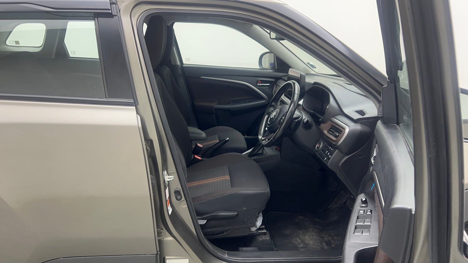 Used 2023 Maruti Suzuki Brezza ZXi Plus AT Petrol Automatic interior RIGHT SIDE FRONT DOOR CABIN VIEW