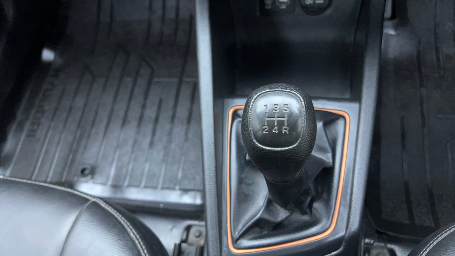 Used 2016 Hyundai i20 Active 1.2 S Petrol Manual interior GEAR  KNOB VIEW