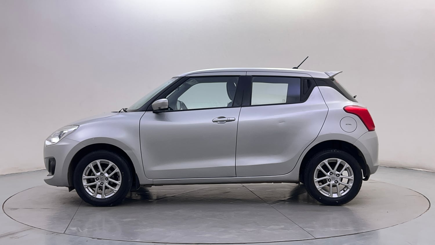Used 2019 Maruti Suzuki Swift ZXi AMT Petrol Automatic exterior LEFT SIDE VIEW