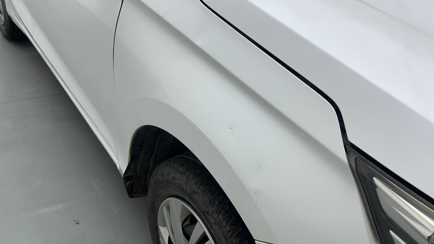 Used 2019 Honda Amaze 1.2 S CVT Petrol Petrol Automatic dents MINOR DENT