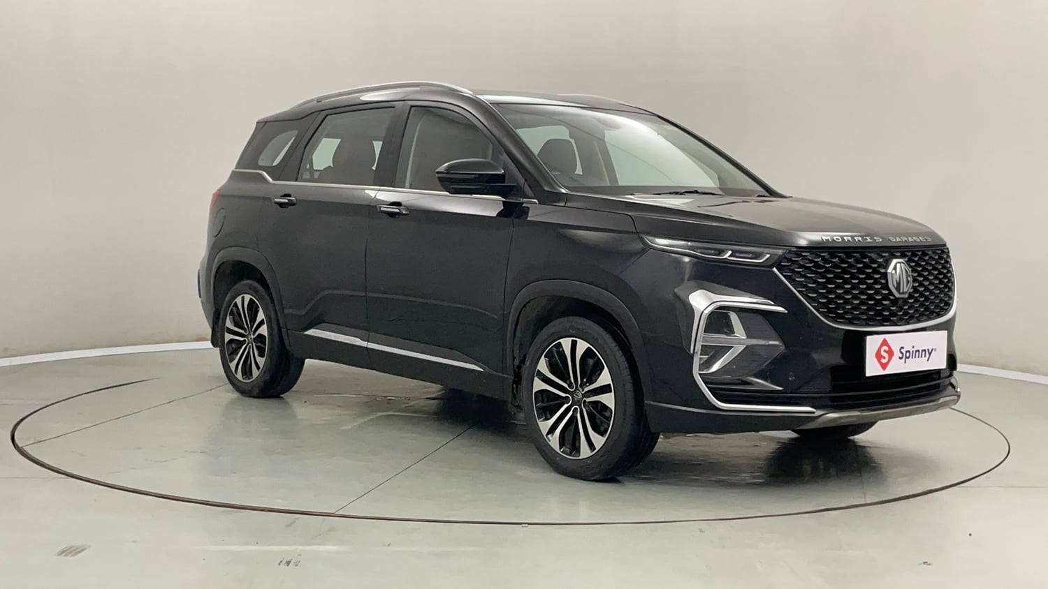 Used 2021 MG Motors Hector Plus Sharp 2.0 Diesel Turbo MT 6-STR Diesel Manual exterior RIGHT FRONT CORNER VIEW