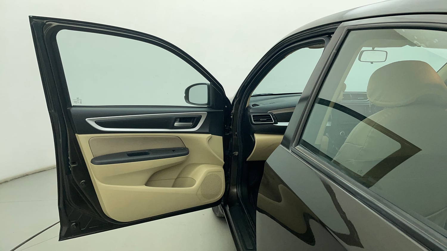 Used 2023 Honda Amaze VX CVT 1.2 Petrol Petrol Automatic interior LEFT FRONT DOOR OPEN VIEW