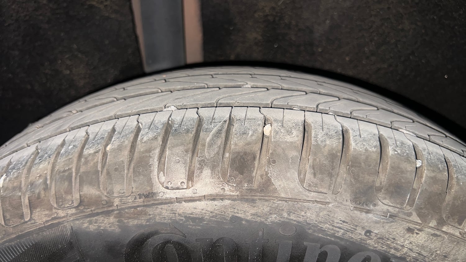 Used 2020 Ford EcoSport Titanium 1.5L Ti-VCT Petrol Manual tyres RIGHT REAR TYRE TREAD VIEW