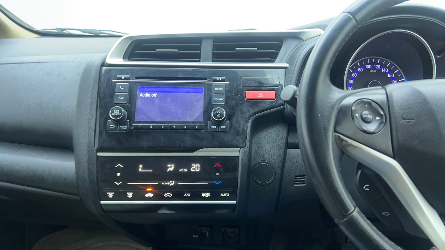 Used 2015 Honda Jazz V Petrol Petrol Manual top_features Integrated (in-dash) music system