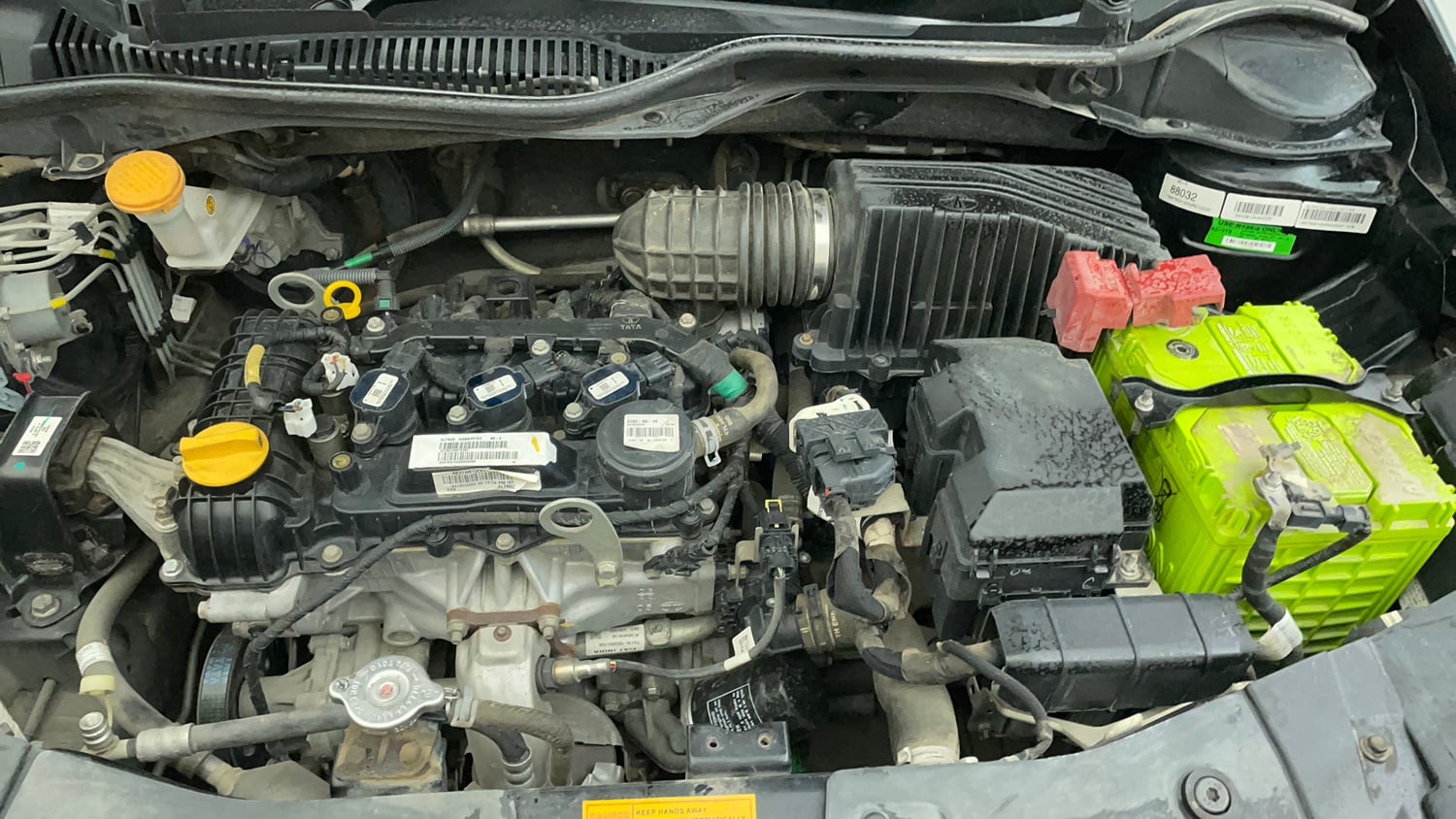 Used 2022 Tata Altroz XZ Plus Petrol Dark Edition Petrol Manual engine ENGINE LEFT SIDE VIEW