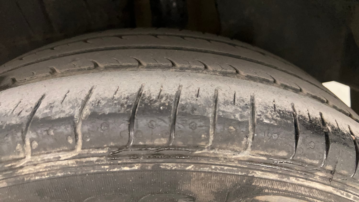 Used 2017 Maruti Suzuki Dzire ZXi AMT Petrol Automatic tyres LEFT REAR TYRE TREAD VIEW