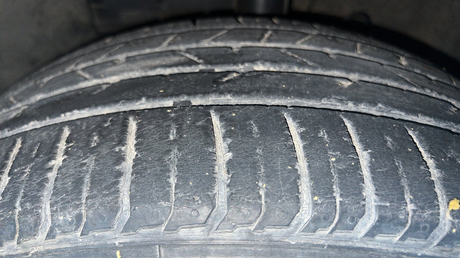 Used 2019 hyundai Venue SX 1.0 Turbo Petrol Petrol Manual tyres LEFT FRONT TYRE TREAD VIEW
