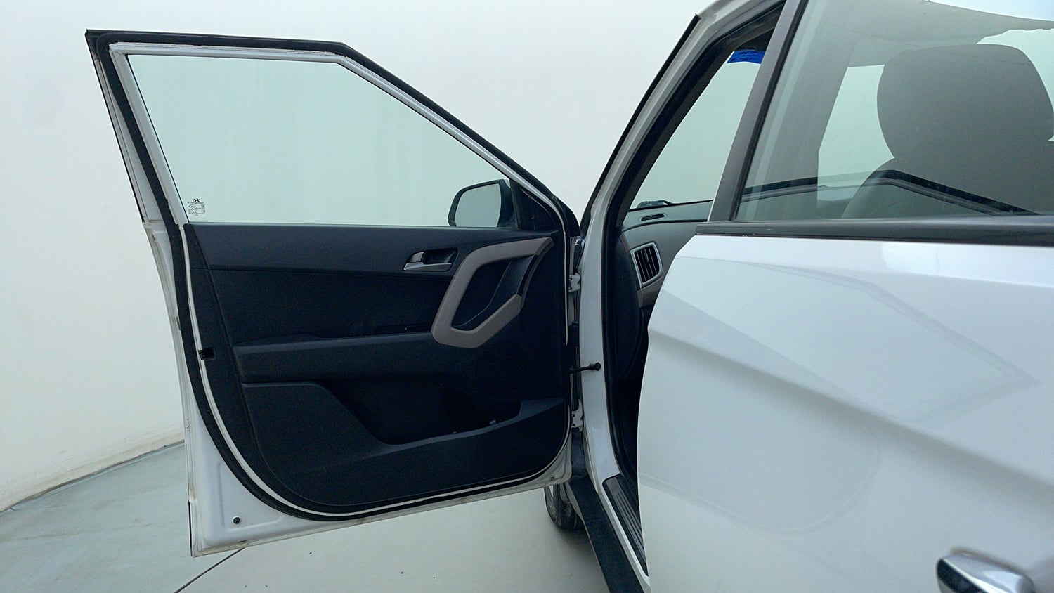 Used 2017 Hyundai Creta 1.6 SX Plus Petrol Petrol Manual interior LEFT FRONT DOOR OPEN VIEW