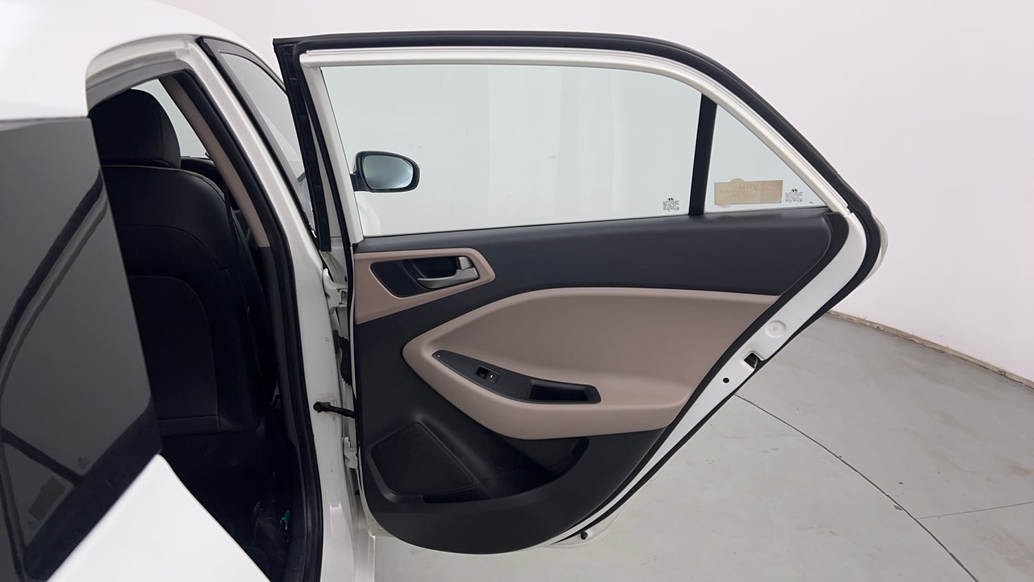 Used 2018 Hyundai Elite i20 Asta 1.2 Petrol Manual interior RIGHT REAR DOOR OPEN VIEW