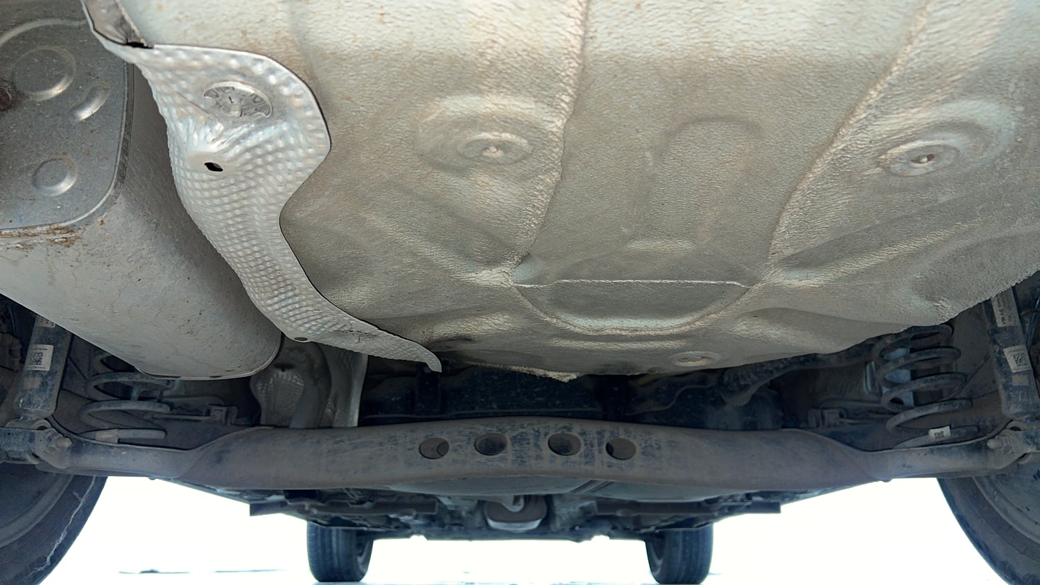 Used 2025 Volkswagen Virtus Topline 1.0 TSI AT Petrol Automatic extra REAR UNDERBODY VIEW (TAKEN FROM REAR)