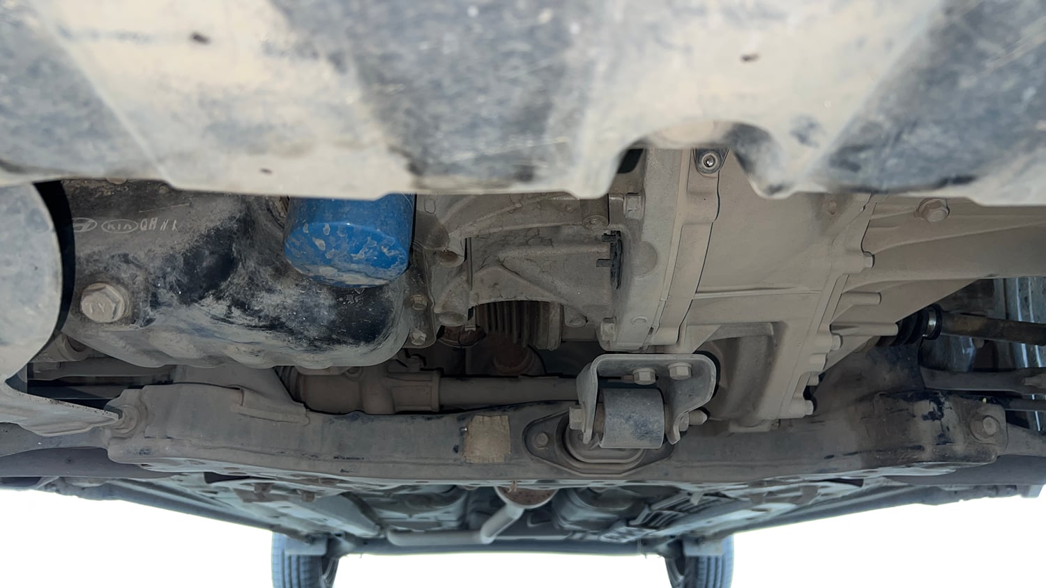 Used 2021 Hyundai Aura S 1.2 CNG Cng Manual extra FRONT LEFT UNDERBODY VIEW