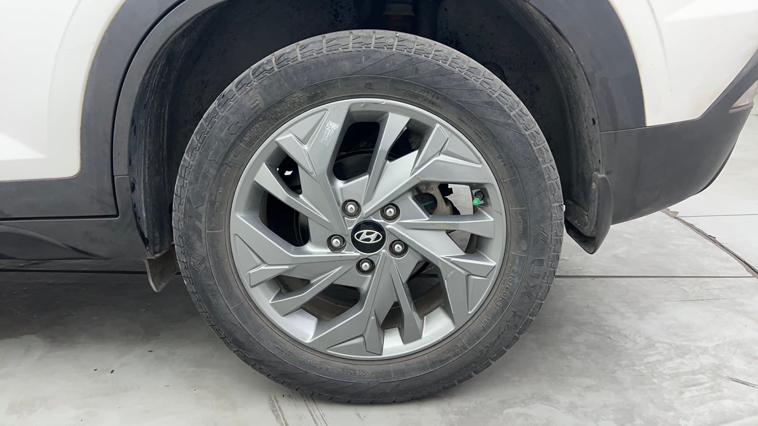Used 2020 Hyundai Creta SX (O) 1.4 Turbo 7 DCT Petrol Automatic tyres LEFT REAR TYRE RIM VIEW