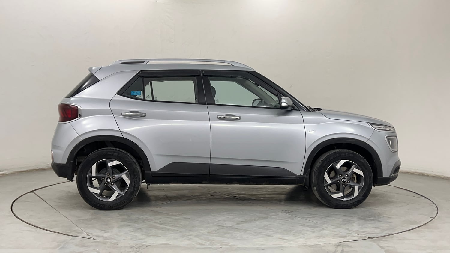 Used 2021 Hyundai Venue SX Plus 1.0 Turbo DCT Petrol Automatic exterior RIGHT SIDE VIEW