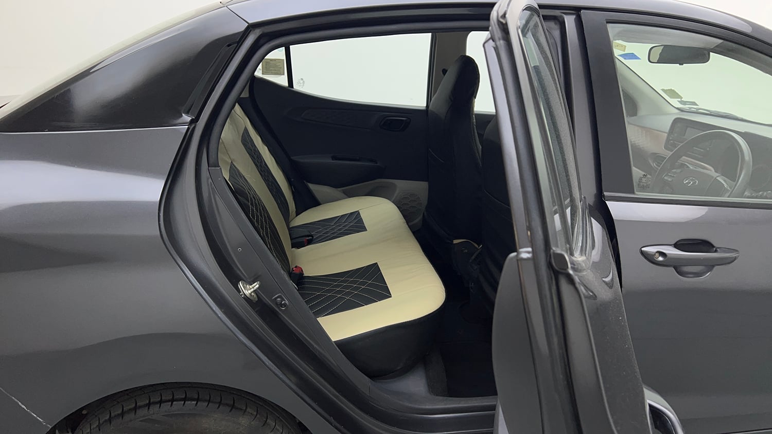Used 2021 Hyundai Aura S 1.2 CNG Cng Manual interior RIGHT SIDE REAR DOOR CABIN VIEW