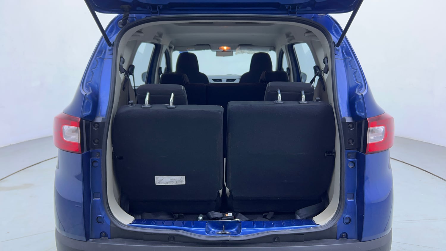 Used 2021 Renault Triber RXT Petrol Manual interior DICKY INSIDE VIEW