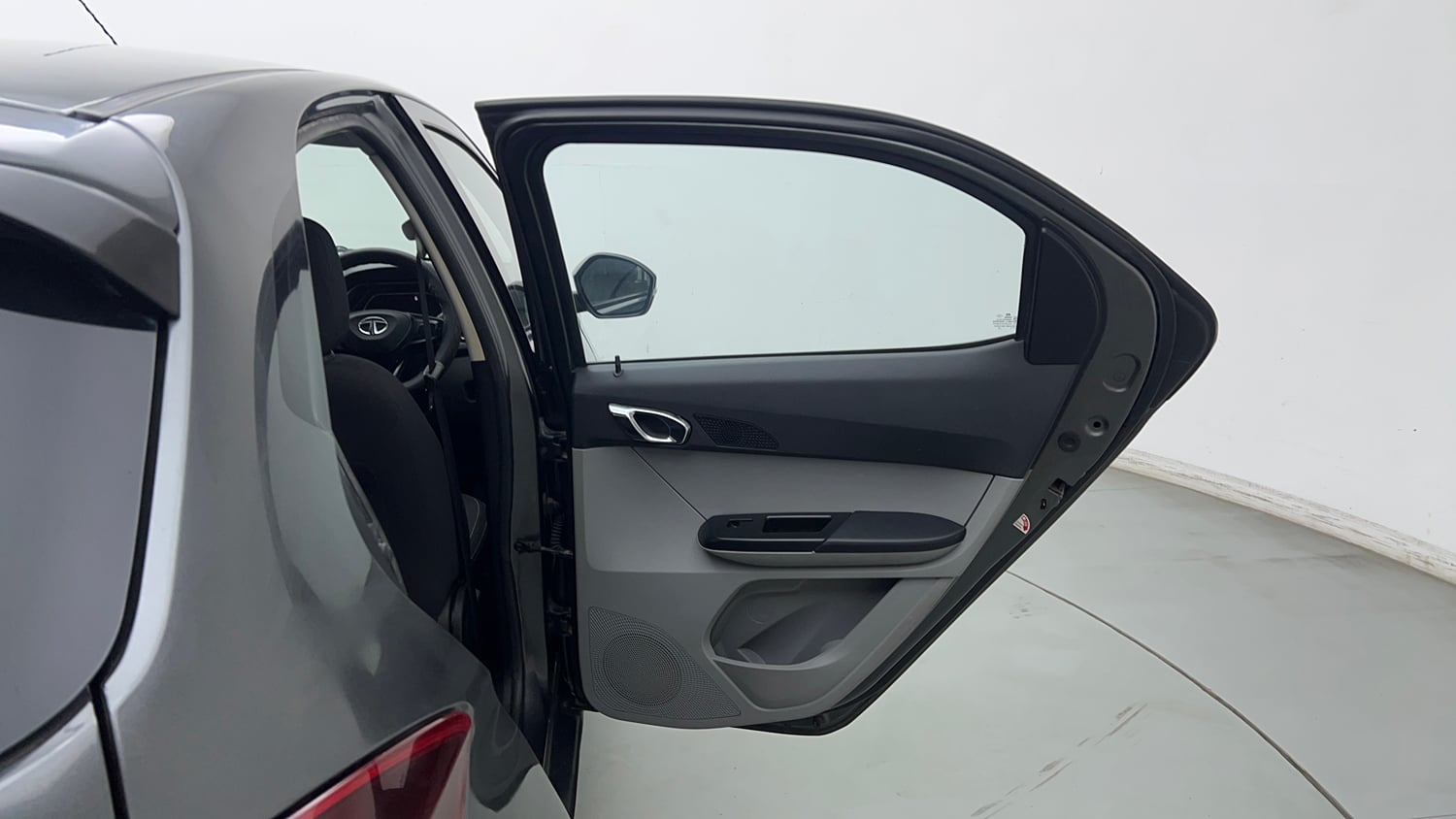 Used 2020 Tata Tiago XZ Plus Petrol Manual interior RIGHT REAR DOOR OPEN VIEW