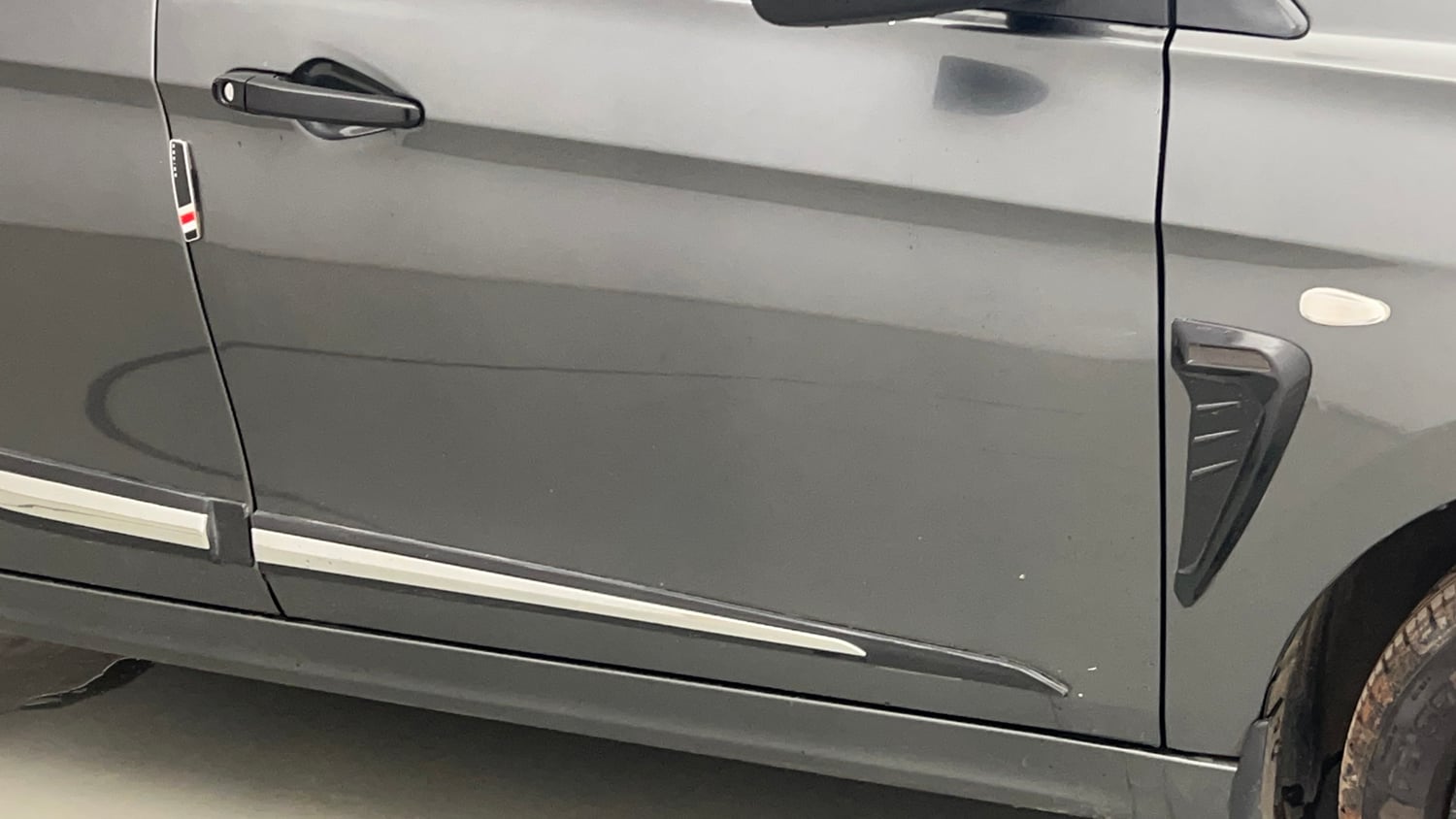Used 2025 Tata Tiago XM Petrol Manual dents MINOR SCRATCH