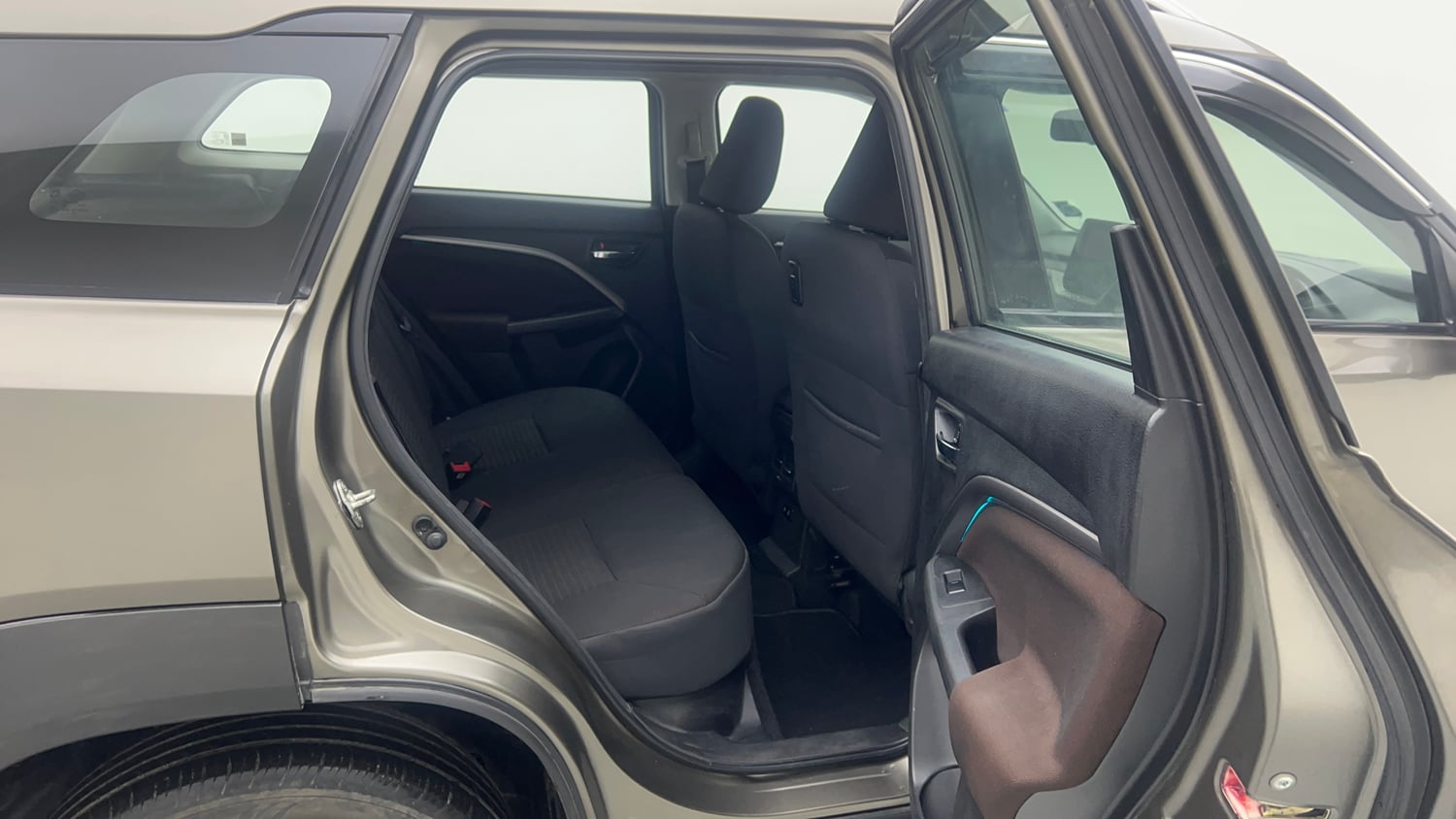 Used 2023 Maruti Suzuki Brezza ZXi Plus AT Petrol Automatic interior RIGHT SIDE REAR DOOR CABIN VIEW