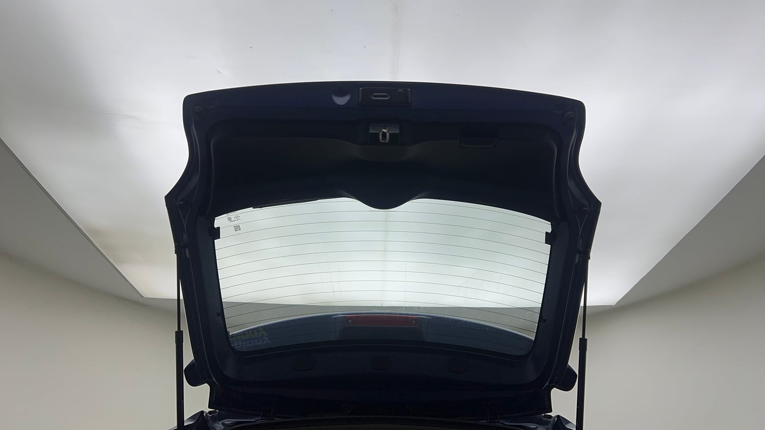 Used 2021 Maruti Suzuki Baleno Zeta Petrol Manual interior DICKY DOOR OPEN VIEW