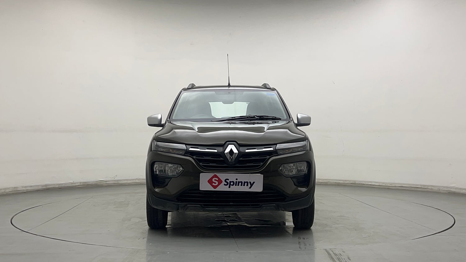Used 2023 Renault Kwid RXT 1.0 Petrol Manual exterior FRONT VIEW
