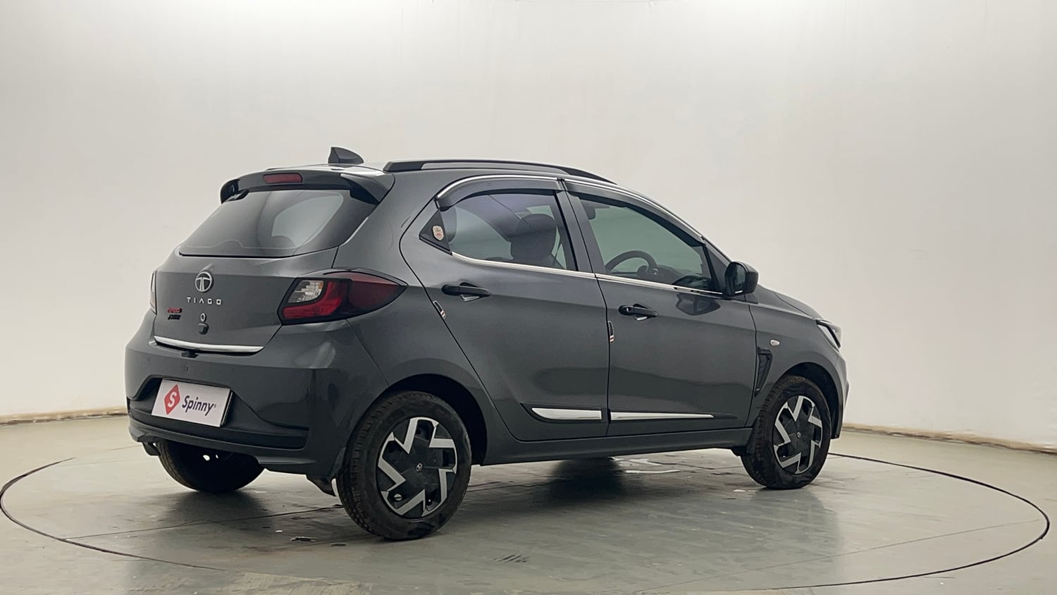 Used 2025 Tata Tiago XM Petrol Manual exterior RIGHT REAR CORNER VIEW