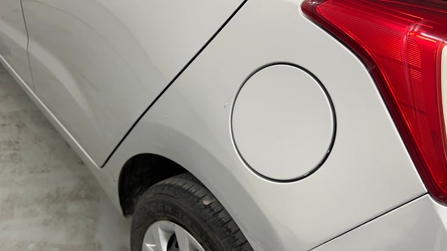 Used 2016 Hyundai Grand i10 Magna 1.2 Kappa VTVT Petrol Manual dents MINOR DENT