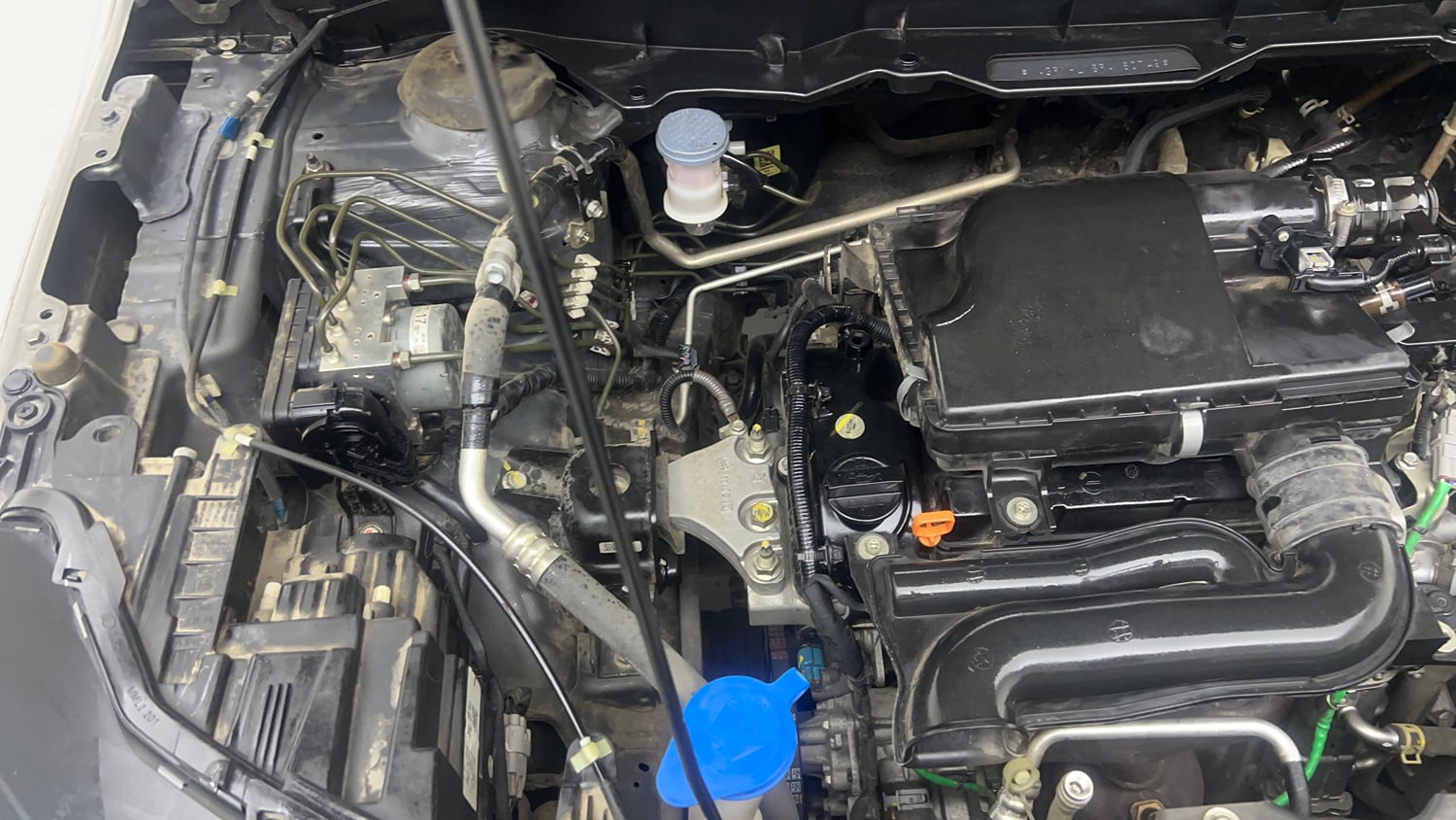 Used 2023 Maruti Suzuki Brezza ZXi Plus AT Petrol Automatic engine ENGINE RIGHT SIDE VIEW