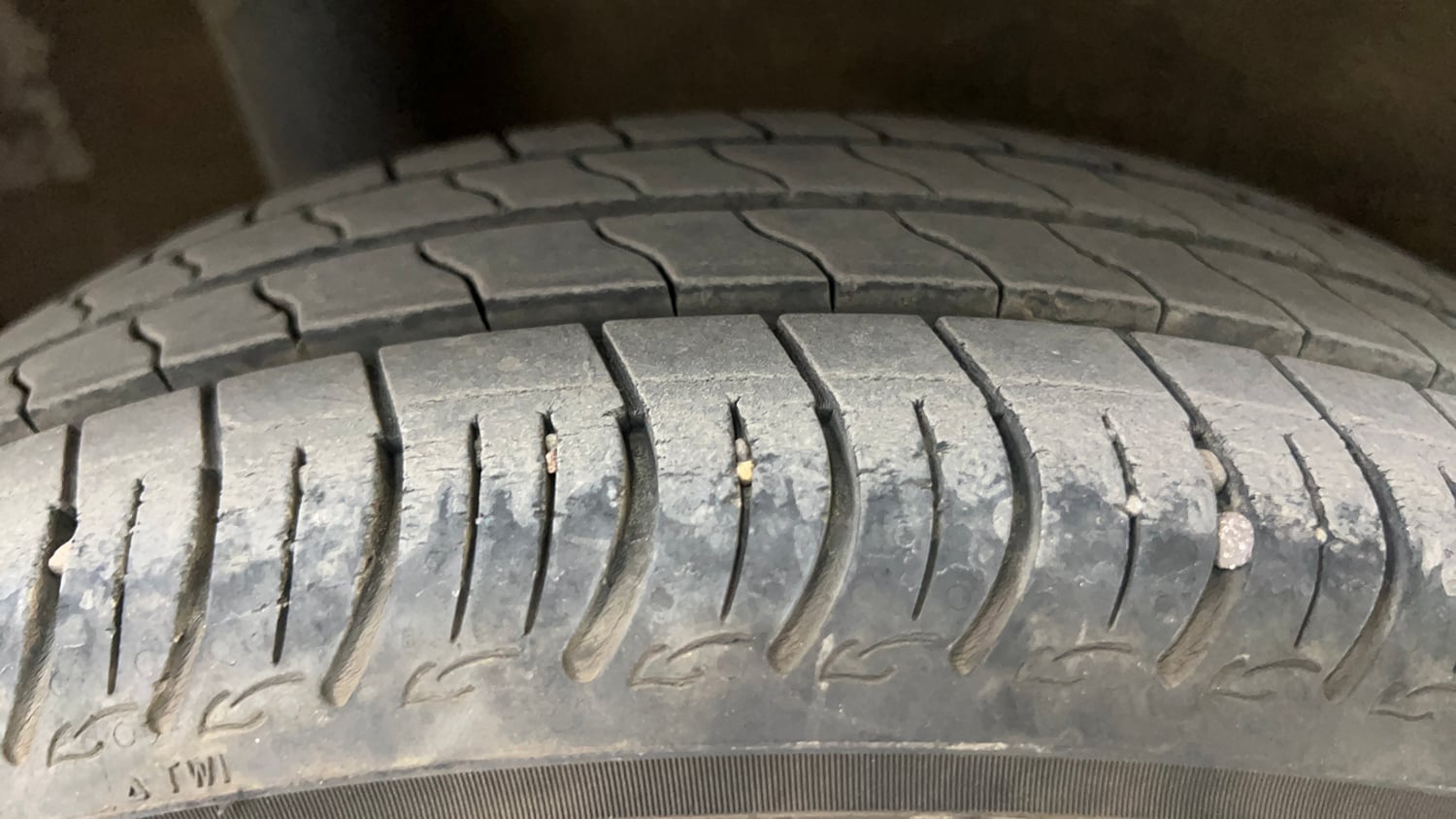 Used 2024 Maruti Suzuki S-Presso Vxi Plus Petrol Manual tyres RIGHT REAR TYRE TREAD VIEW
