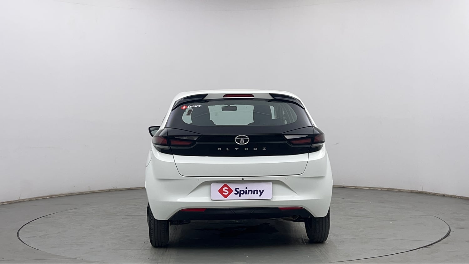 Used 2021 Tata Altroz XE Petrol Petrol Manual exterior BACK VIEW