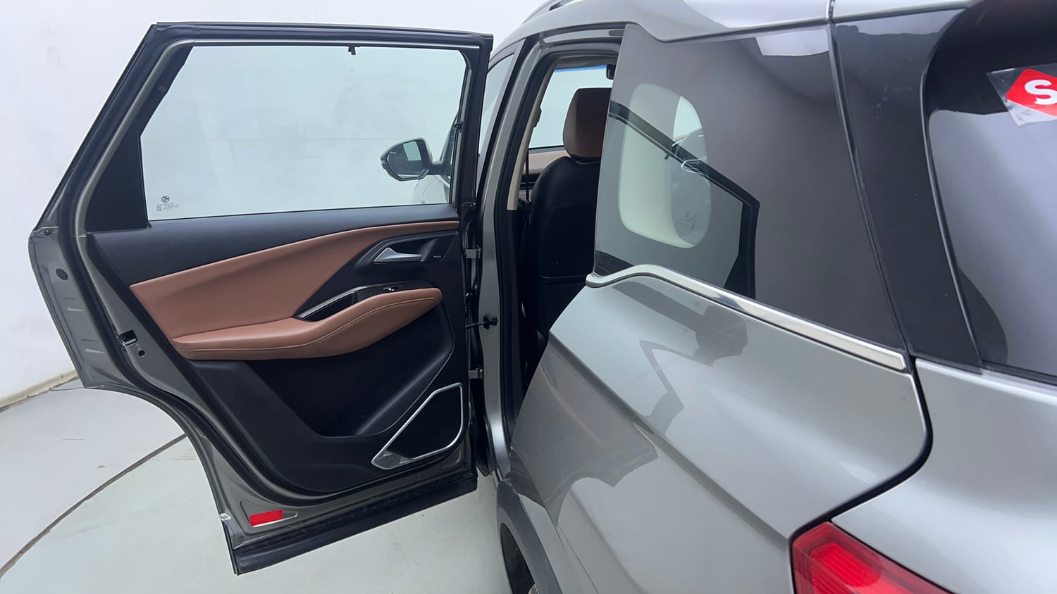 Used 2023 MG Motors Hector Plus Savvy Pro 1.5 Turbo Petrol CVT 7 STR Petrol Automatic interior LEFT REAR DOOR OPEN VIEW