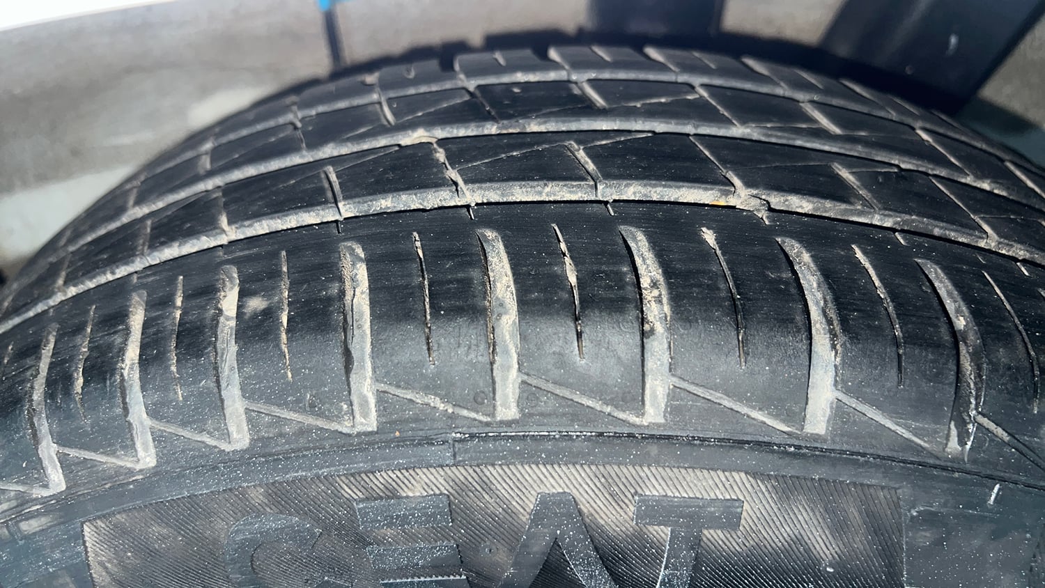 Used 2025 Hyundai Grand i10 Nios Era 1.2 Kappa Petrol Manual tyres LEFT REAR TYRE TREAD VIEW
