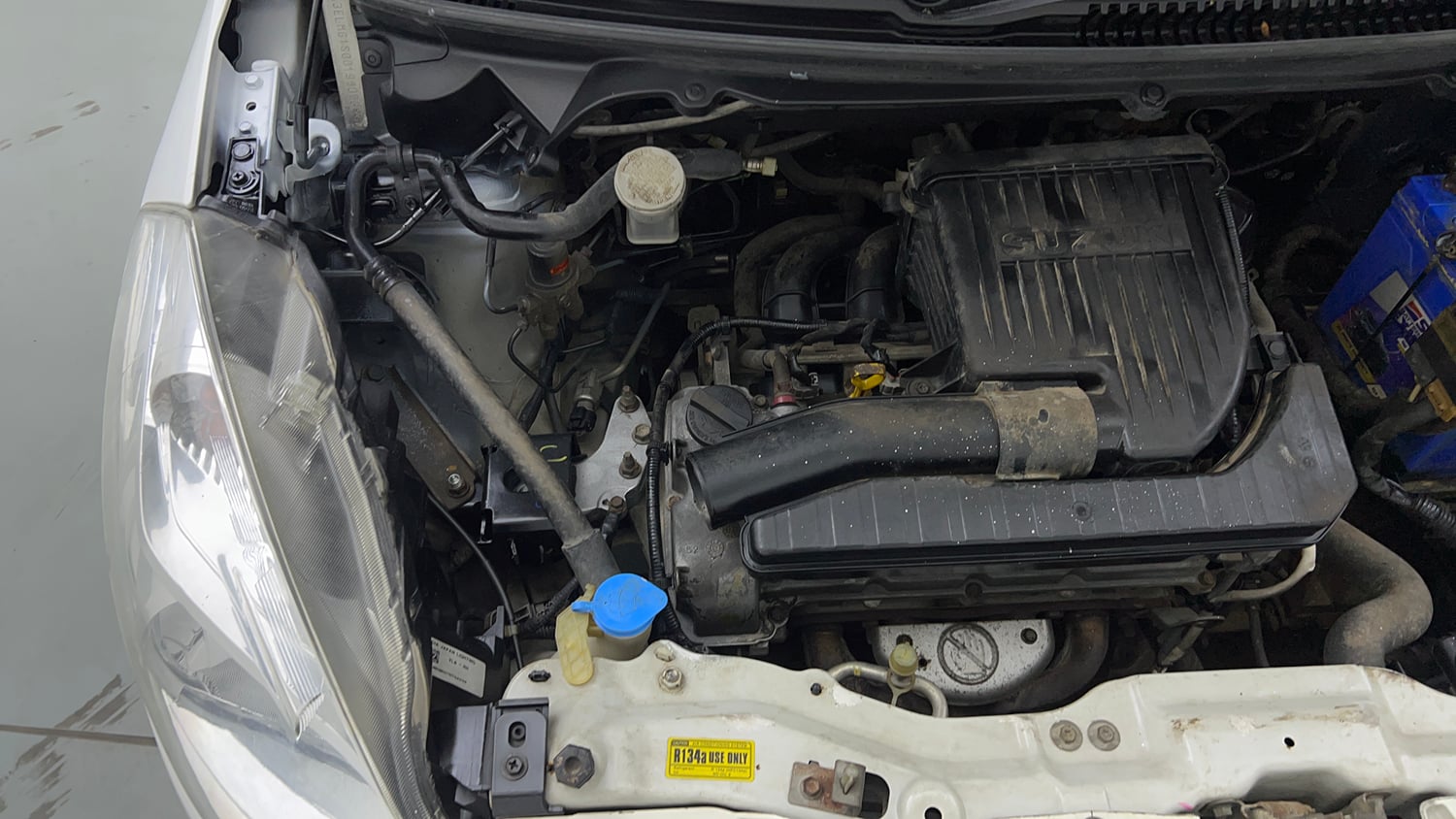 Used 2013 Maruti Suzuki Ertiga Vxi Petrol Manual engine ENGINE RIGHT SIDE VIEW