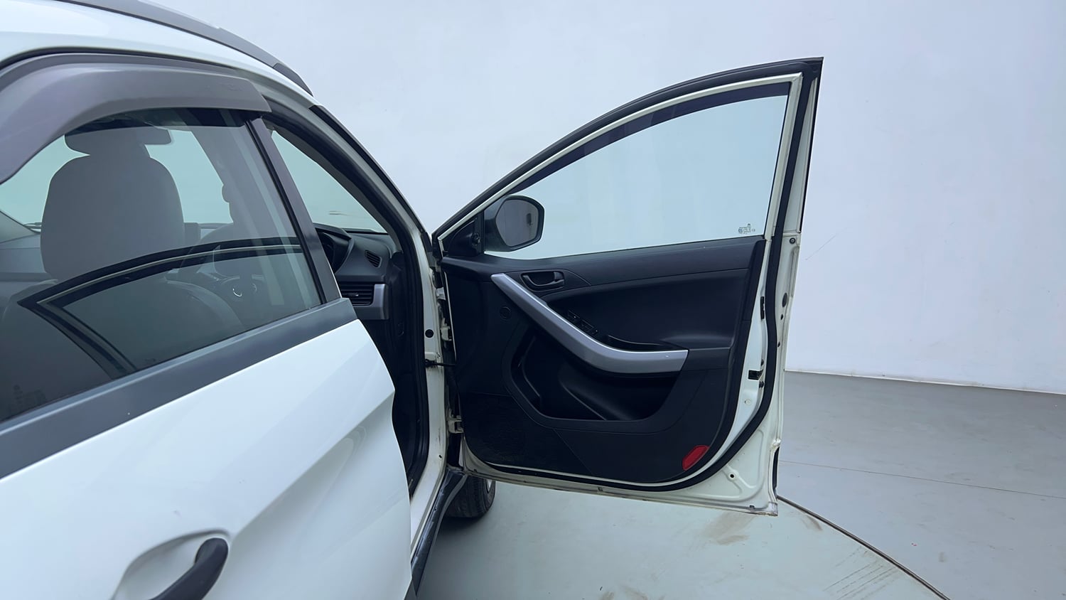 Used 2021 Tata Nexon XMA (S) Petrol Automatic interior RIGHT FRONT DOOR OPEN VIEW