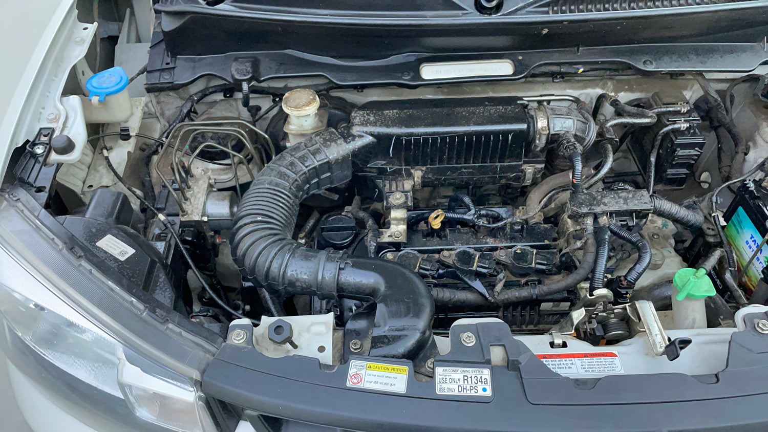 Used 2022 Maruti Suzuki S-Presso VXi (O) AMT Petrol Automatic engine ENGINE RIGHT SIDE VIEW
