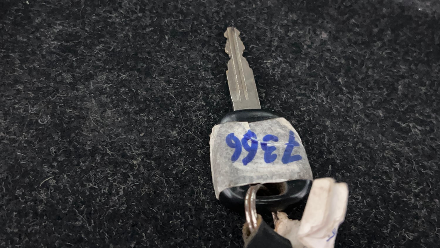 Used 2013 Maruti Suzuki Alto 800 Lxi Petrol Manual extra CAR KEY VIEW