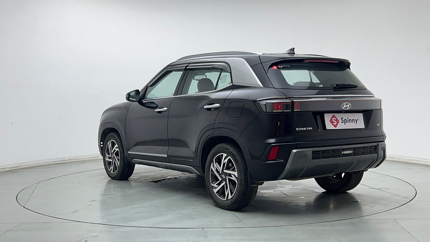 Used 2024 Hyundai Creta 1.5 MPi Petrol MT SX Petrol Manual exterior LEFT REAR CORNER VIEW